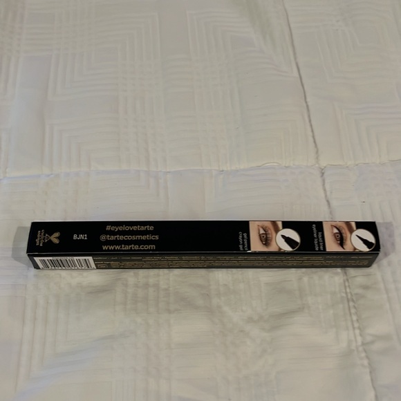 Tarte Double Take Liquid Eyeliner - Picture 2 of 4